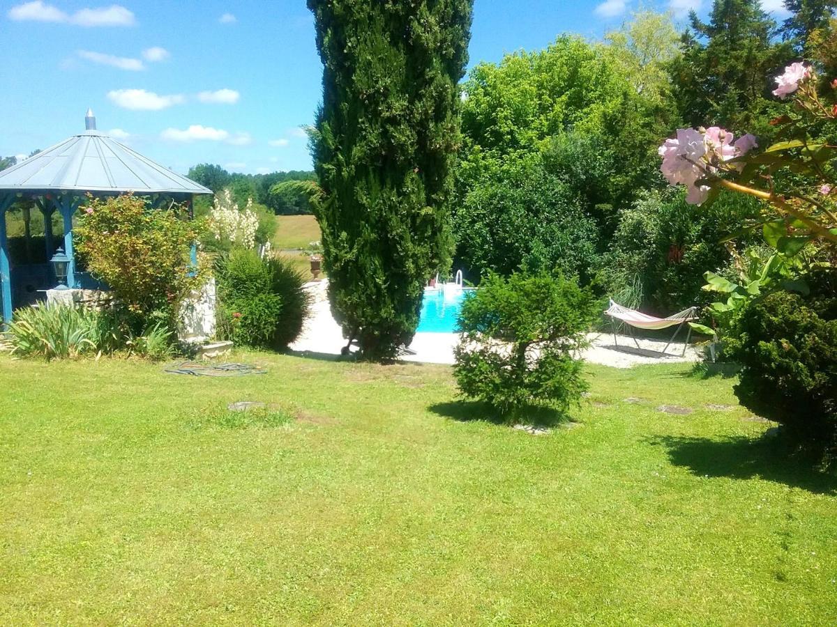 Villa Charmante A Bosset Avec Piscine Partagee Εξωτερικό φωτογραφία