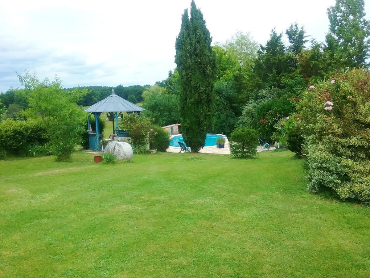 Villa Charmante A Bosset Avec Piscine Partagee Εξωτερικό φωτογραφία