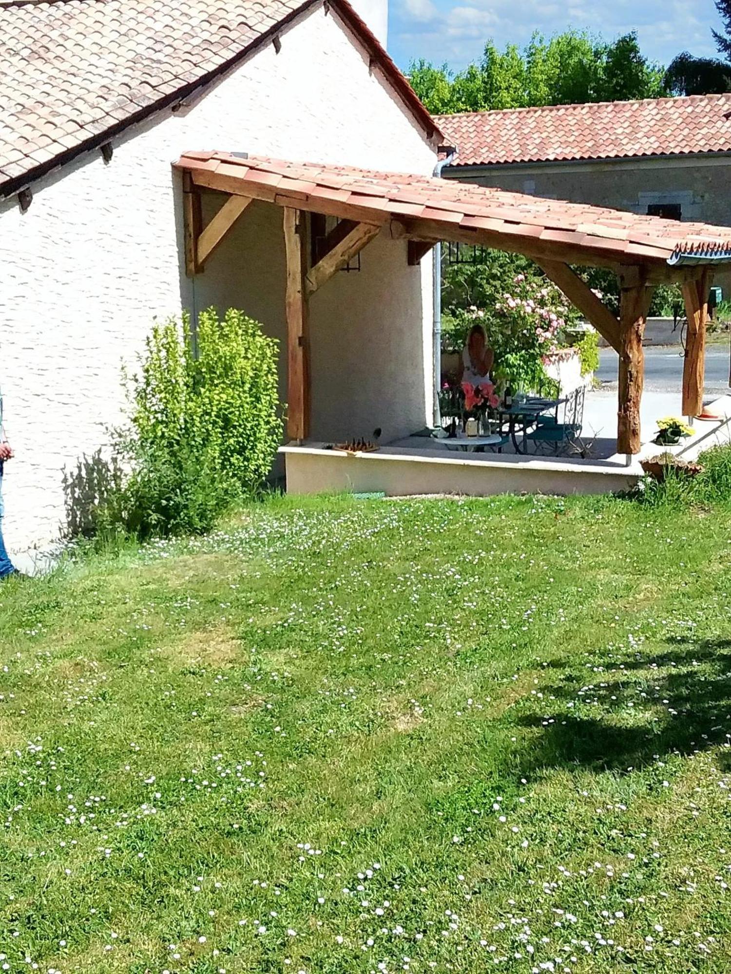 Villa Charmante A Bosset Avec Piscine Partagee Εξωτερικό φωτογραφία