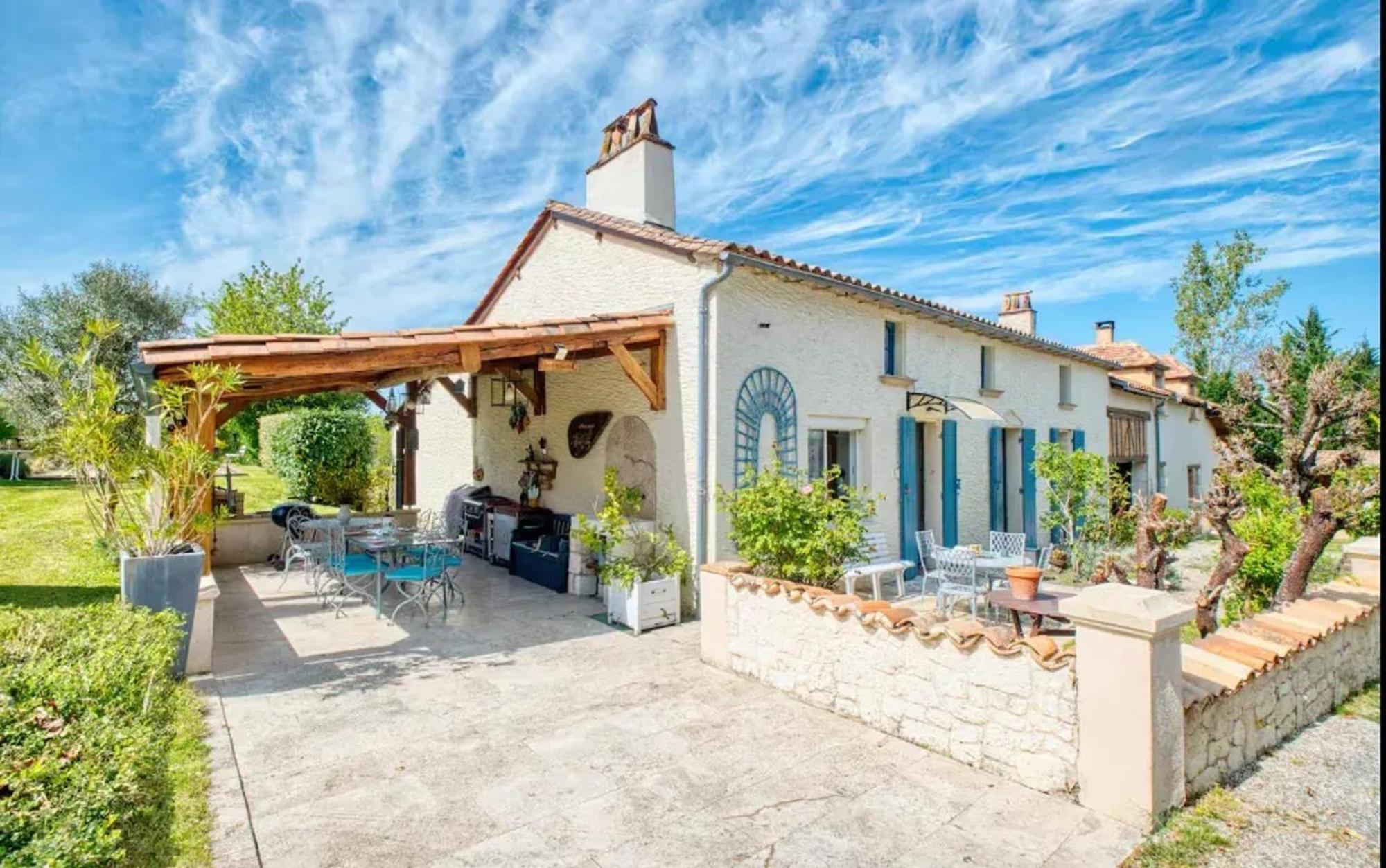 Villa Charmante A Bosset Avec Piscine Partagee Εξωτερικό φωτογραφία
