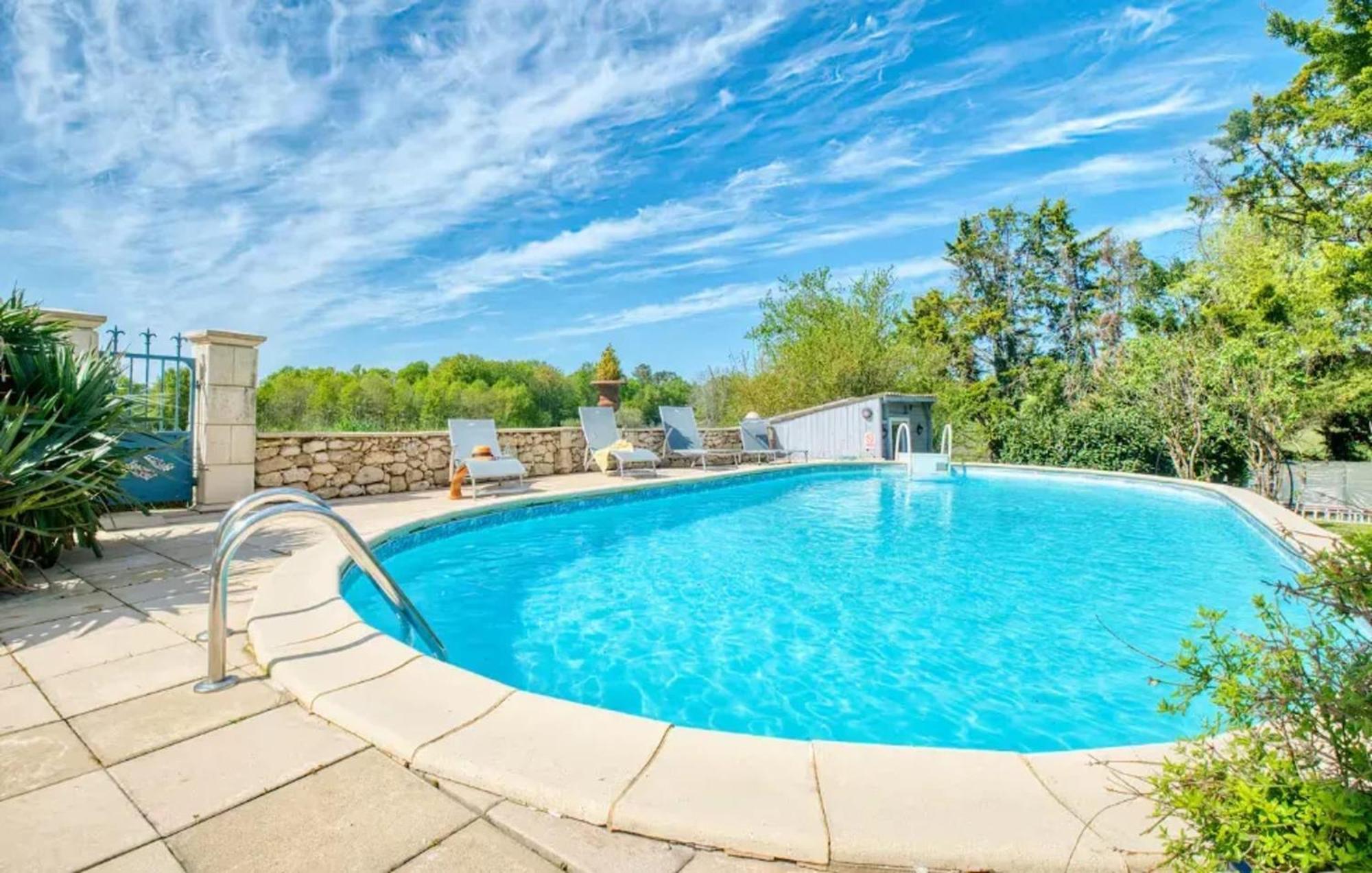 Villa Charmante A Bosset Avec Piscine Partagee Εξωτερικό φωτογραφία